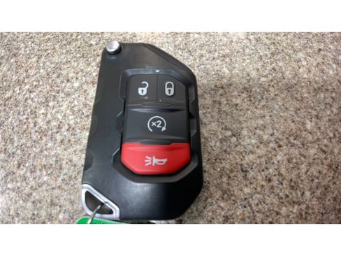 Used 2025 Jeep Wrangler Unlimited Sahara w/ Safety Group image 18