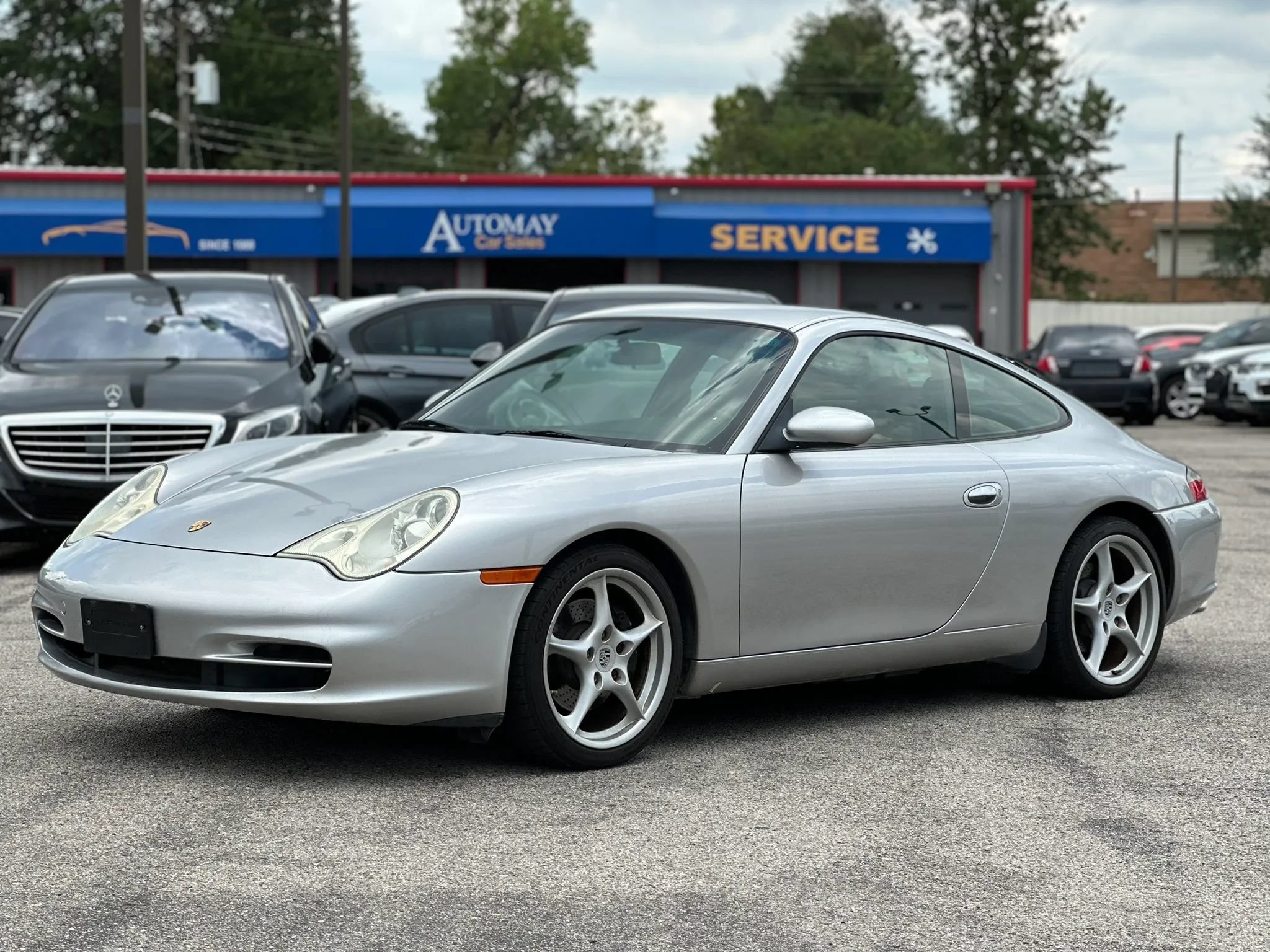 Used 2003 Porsche 911 Carrera RWD image 1