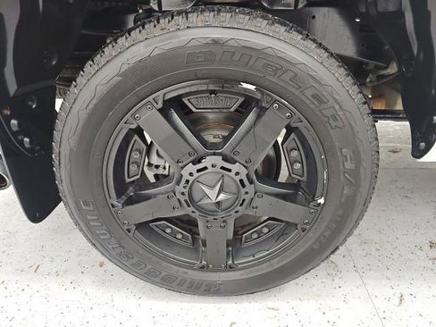 Used 2019 Toyota Tundra SR5 w/ SX Package image 7