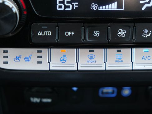 Used 2018 Hyundai Sonata Limited w/ Limited Ultimate Package 03 image 33