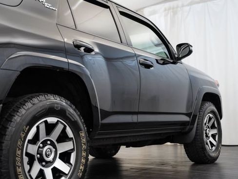 Used 2019 Toyota 4Runner TRD Off-Road Premium AWD/4WD image 33