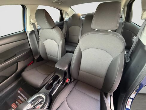 Used 2023 Kia Forte LXS w/ LXS Technology Package FWD image 13