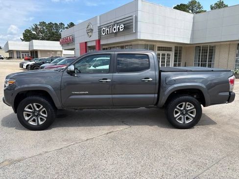 Used 2016 Toyota Tacoma Limited w/ Towing Package AWD/4WD image 1