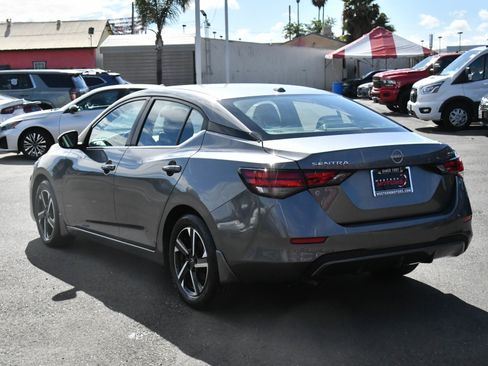 Used 2024 Nissan Sentra SV FWD image 6