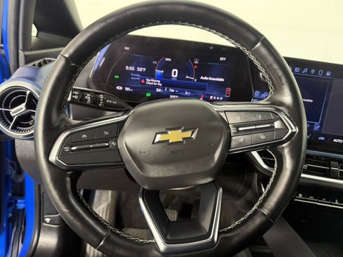Used 2024 Chevrolet Equinox EV LT FWD image 21