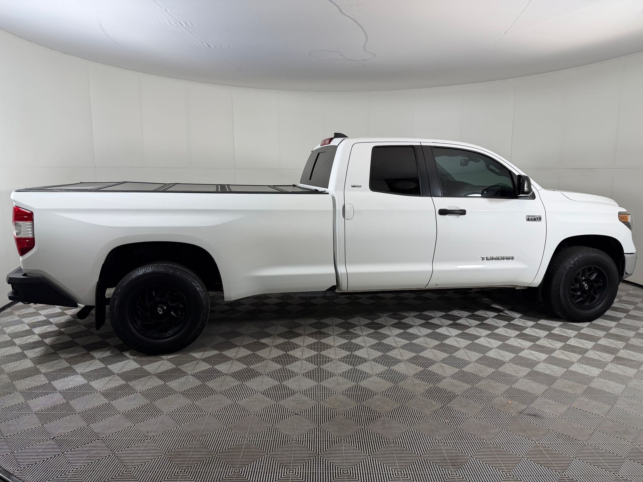 Used 2021 Toyota Tundra SR5 RWD image 8