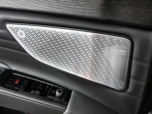 New 2025 Maserati Grecale Modena image 10