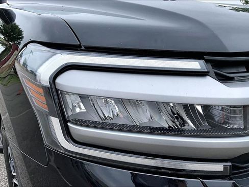 Used 2024 Ford Expedition XLT RWD image 32