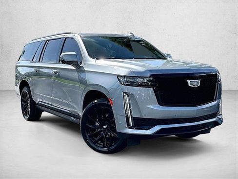 Used 2024 Cadillac Escalade ESV Sport Platinum w/ LPO, ONYX Package AWD/4WD image 12