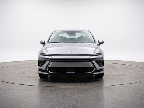 Used 2025 Hyundai Sonata SEL image 2