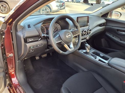 Used 2025 Nissan Sentra SV FWD image 20