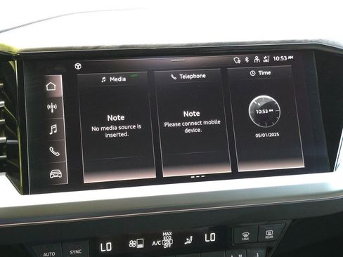 Used 2023 Audi Q4 e-tron Premium w/ Convenience Package image 32