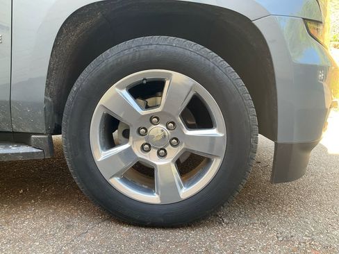 Used 2016 Chevrolet Tahoe LT w/ Luxury Package image 10