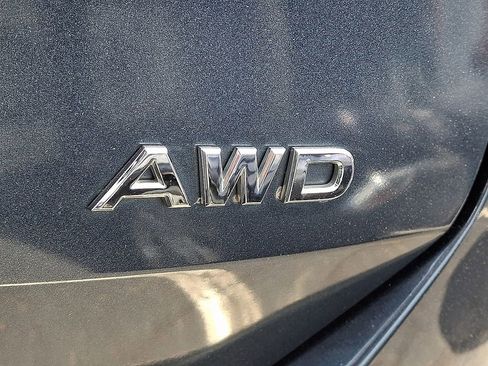 Used 2015 Nissan Rogue S AWD/4WD image 29