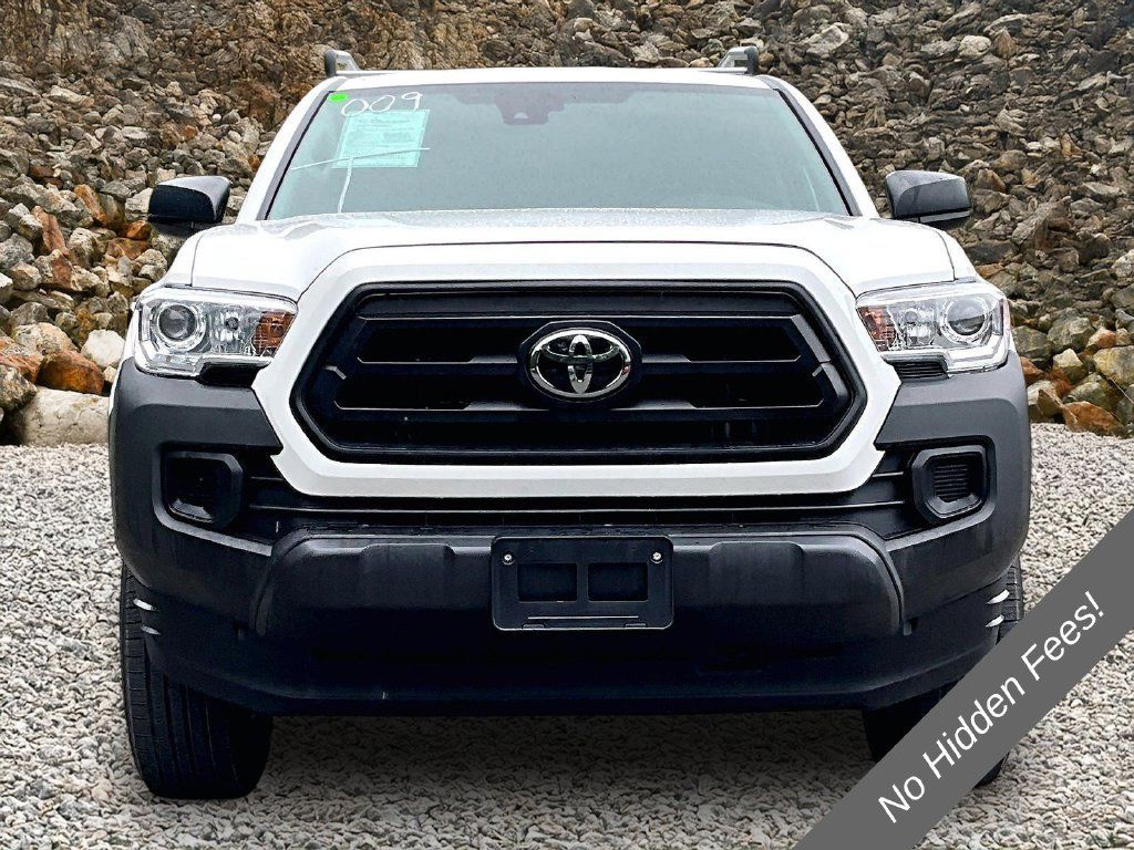 Used 2022 Toyota Tacoma SR RWD image 3