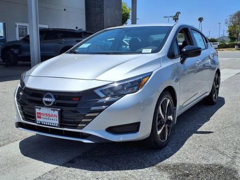 New 2025 Nissan Versa SR w/ Trunk Package image 3