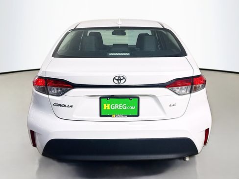 Used 2024 Toyota Corolla LE FWD image 8