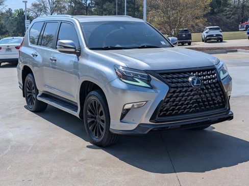 Used 2022 Lexus GX 460 Luxury w/ Sport Design Package AWD/4WD image 6