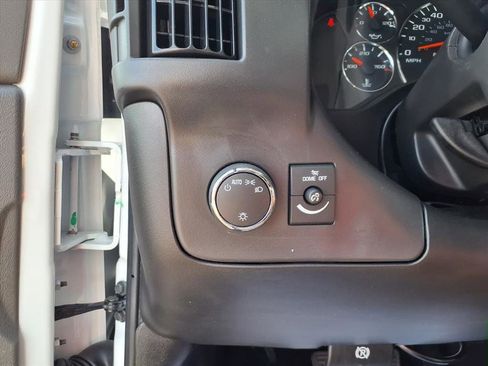 New 2025 GMC Savana 3500 w/ Power Convenience Package image 19