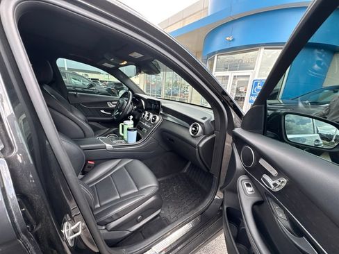 Used 2022 Mercedes-Benz GLC 300 4MATIC image 18