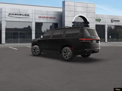 New 2026 Jeep Grand Wagoneer Limited AWD/4WD image 4