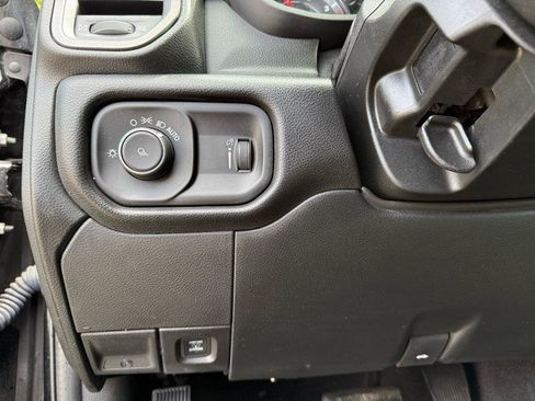 Used 2022 RAM 3500 Tradesman AWD/4WD image 25