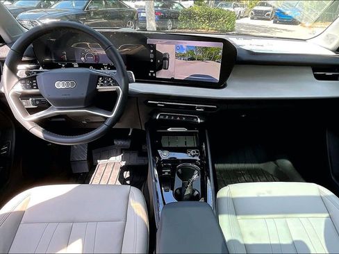New 2026 Audi Q3 quattro 2.0T AWD/4WD image 3
