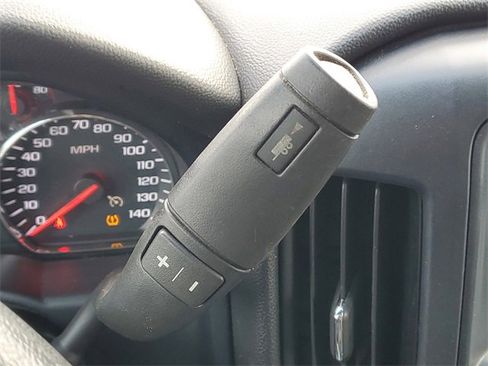 Used 2018 Chevrolet Silverado 1500 Custom w/ Custom Value Package image 18