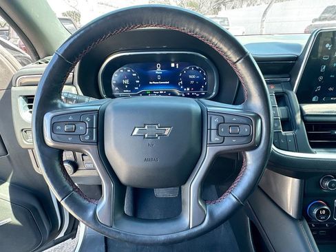 Used 2022 Chevrolet Suburban RST w/ Luxury Package image 11