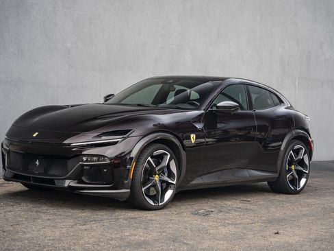 Used 2024 Ferrari Purosangue image 1