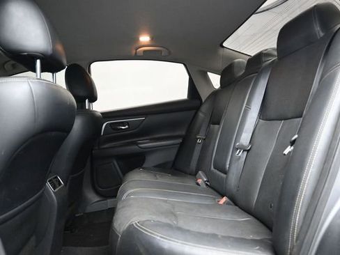 Used 2017 Nissan Altima 2.5 SL FWD image 17