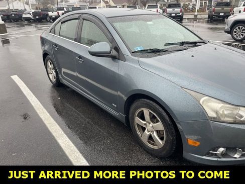 Used 2012 Chevrolet Cruze LT w/ RS Package image 3