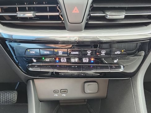 New 2026 Buick Encore GX Avenir FWD image 28