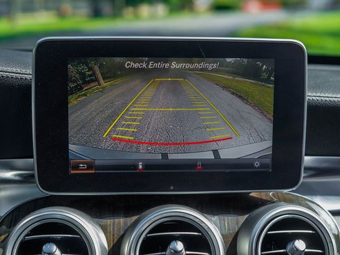 Used 2015 Mercedes-Benz C 300 4MATIC Sedan w/ Multimedia Package image 17