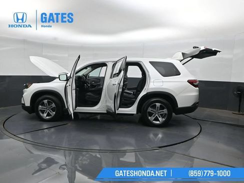 Certified 2023 Honda Pilot EX-L image 55