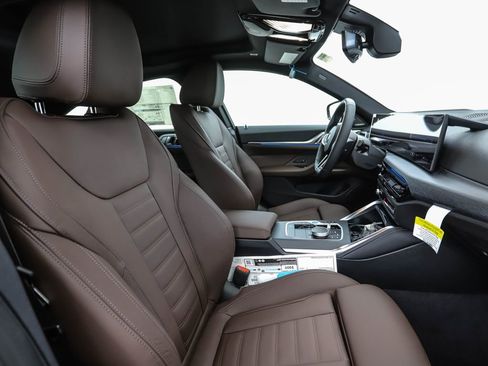 New 2026 BMW i4 xDrive40i w/ M Sport Package AWD/4WD image 31