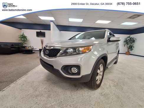 Used 2012 Kia Sorento LX w/ Convenience Pkg FWD image 4