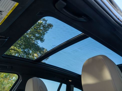 Used 2024 BMW X3 xDrive30i w/ Convenience Package w/ZPA image 25