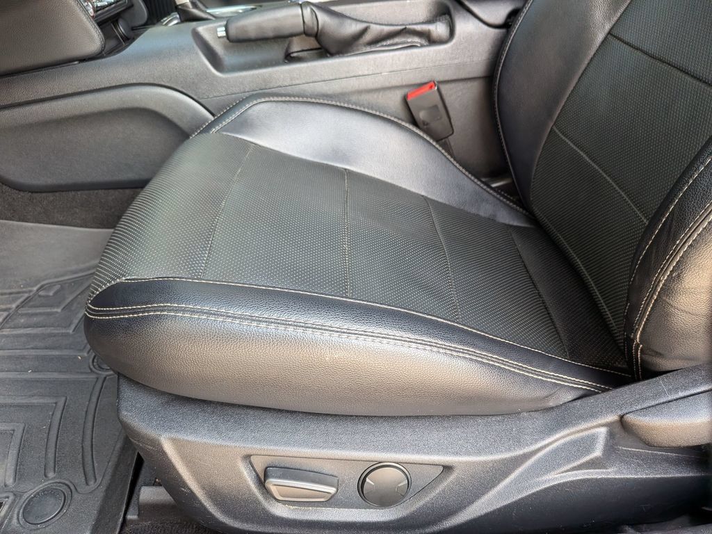 Used 2020 Ford Mustang GT Premium RWD image 18