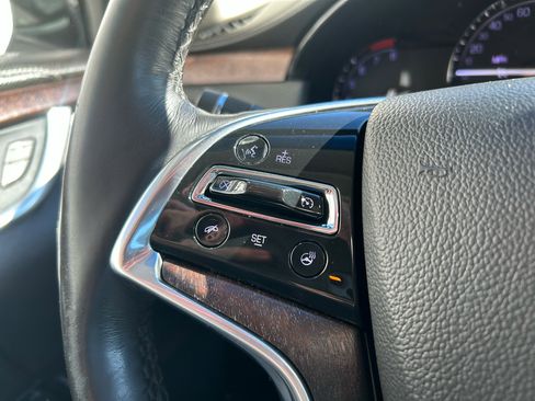 Used 2019 Cadillac XTS Luxury image 21