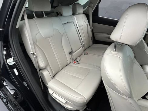 Used 2023 Kia Sorento S FWD image 13