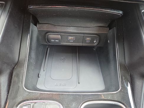 Used 2025 Kia Telluride S image 15