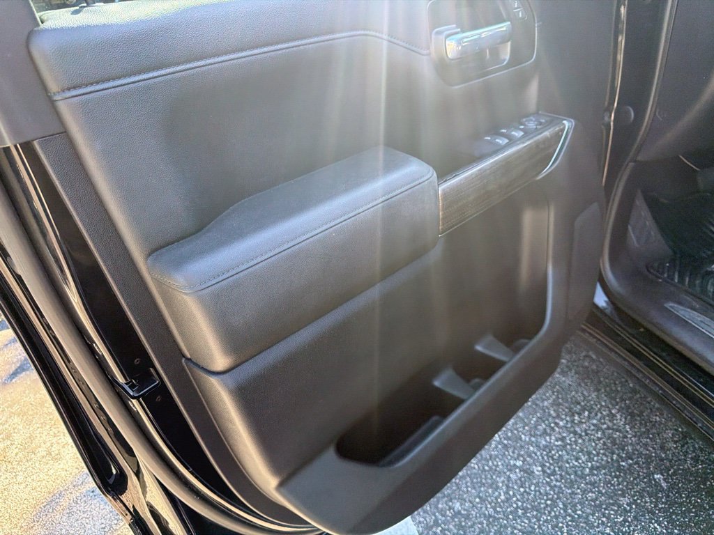 Used 2021 Chevrolet Silverado 1500 RST w/ Bed Protection Package RWD image 15