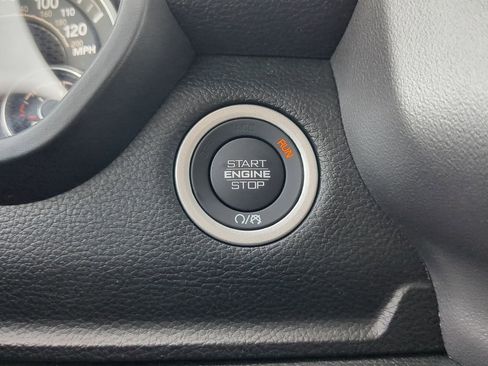 Certified 2024 RAM 1500 Big Horn RWD image 26