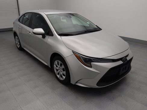 Used 2022 Toyota Corolla LE image 13