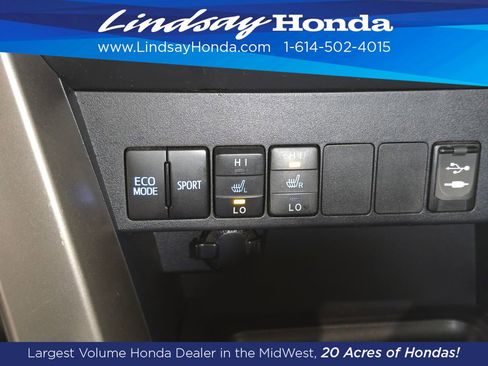 Used 2015 Toyota RAV4 Limited AWD/4WD image 19