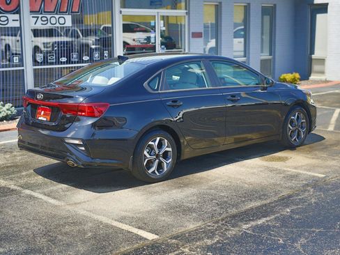 Used 2020 Kia Forte LXS FWD image 16