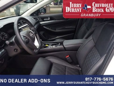 Used 2023 Nissan Maxima Platinum w/ Sport Mat Group FWD image 19