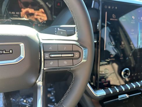 New 2026 GMC Yukon Denali w/ Sun & Power Step Package image 31