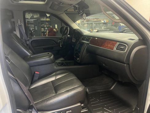 Used 2012 GMC Sierra 1500 SLT w/ SLT Convenience Package image 6